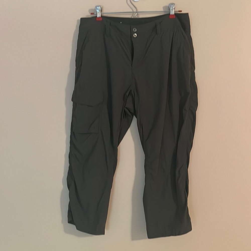 Women’s Columbia capri